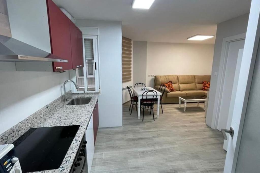 Piso Turistico Avda Del Castillo Apartman Ponferrada Kültér fotó